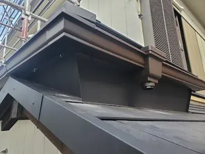 【板金屋根の強み】雨漏りへの対応力の記事写真